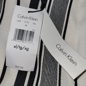 Women's Calvin Klein Shorts XL